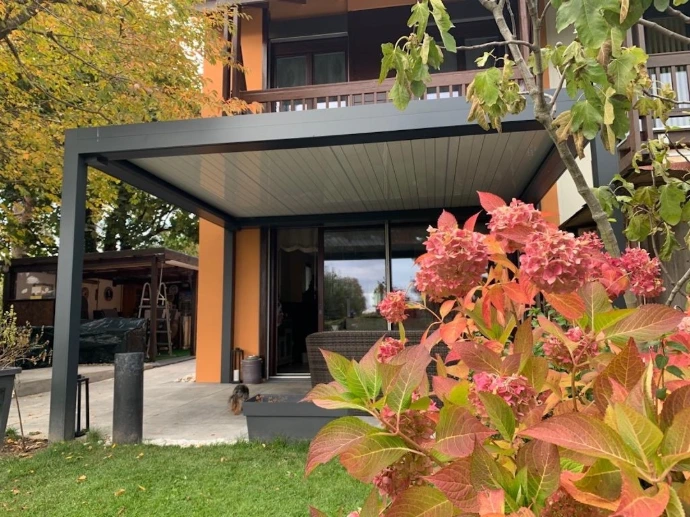 bioclimatic pergola Adjustable retractable louvers 