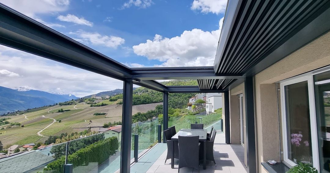 bioclimatic pergola Adjustable retractable louvers 