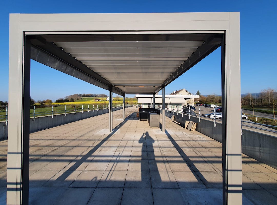 bioclimatic pergola Adjustable retractable louvers 