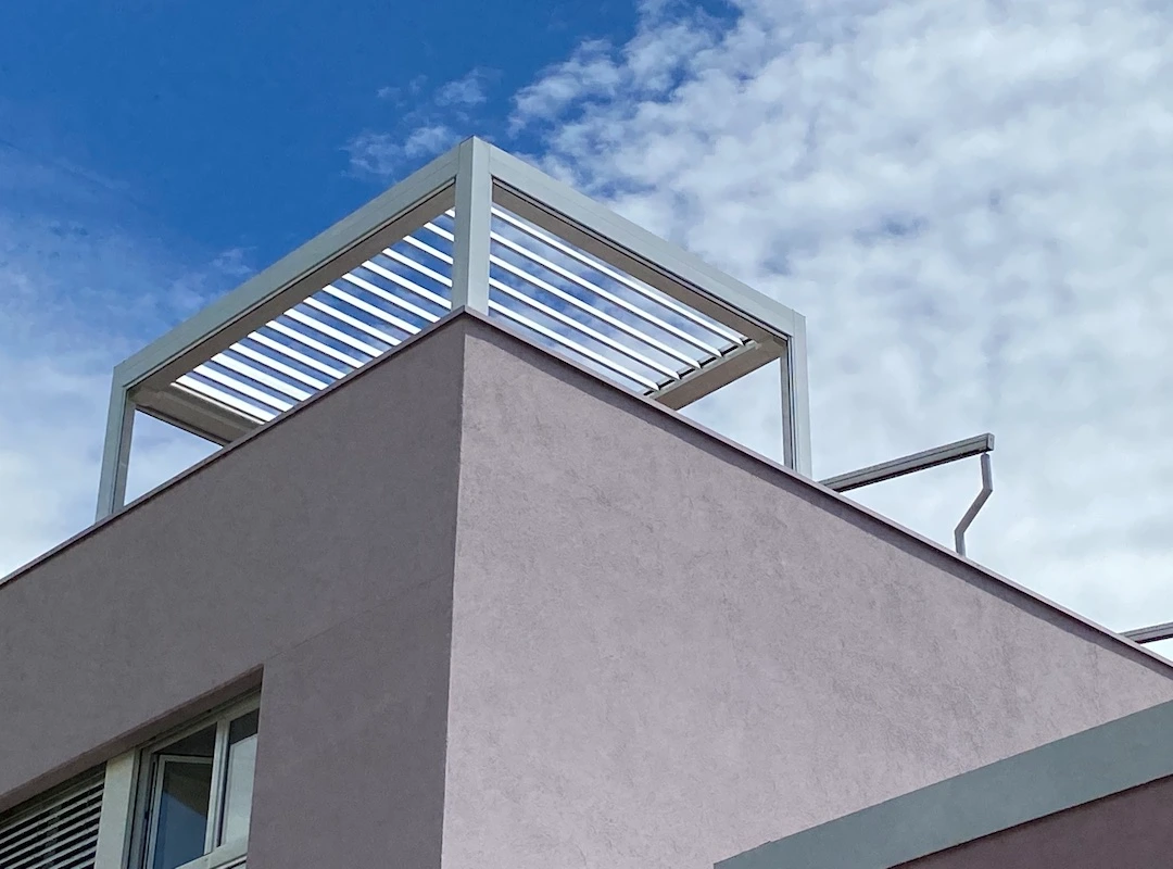 bioclimatic pergola Adjustable retractable louvers 