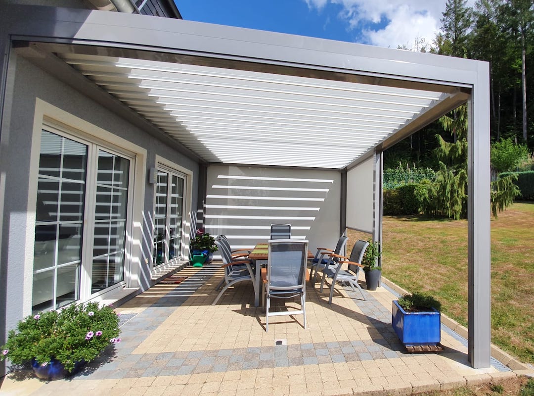 bioclimatic pergola Adjustable retractable louvers 