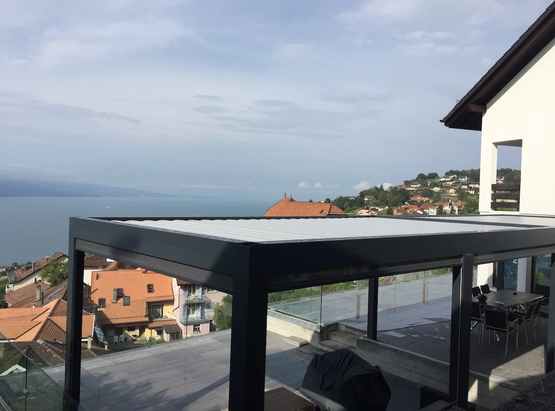 bioclimatic pergola Adjustable retractable louvers 