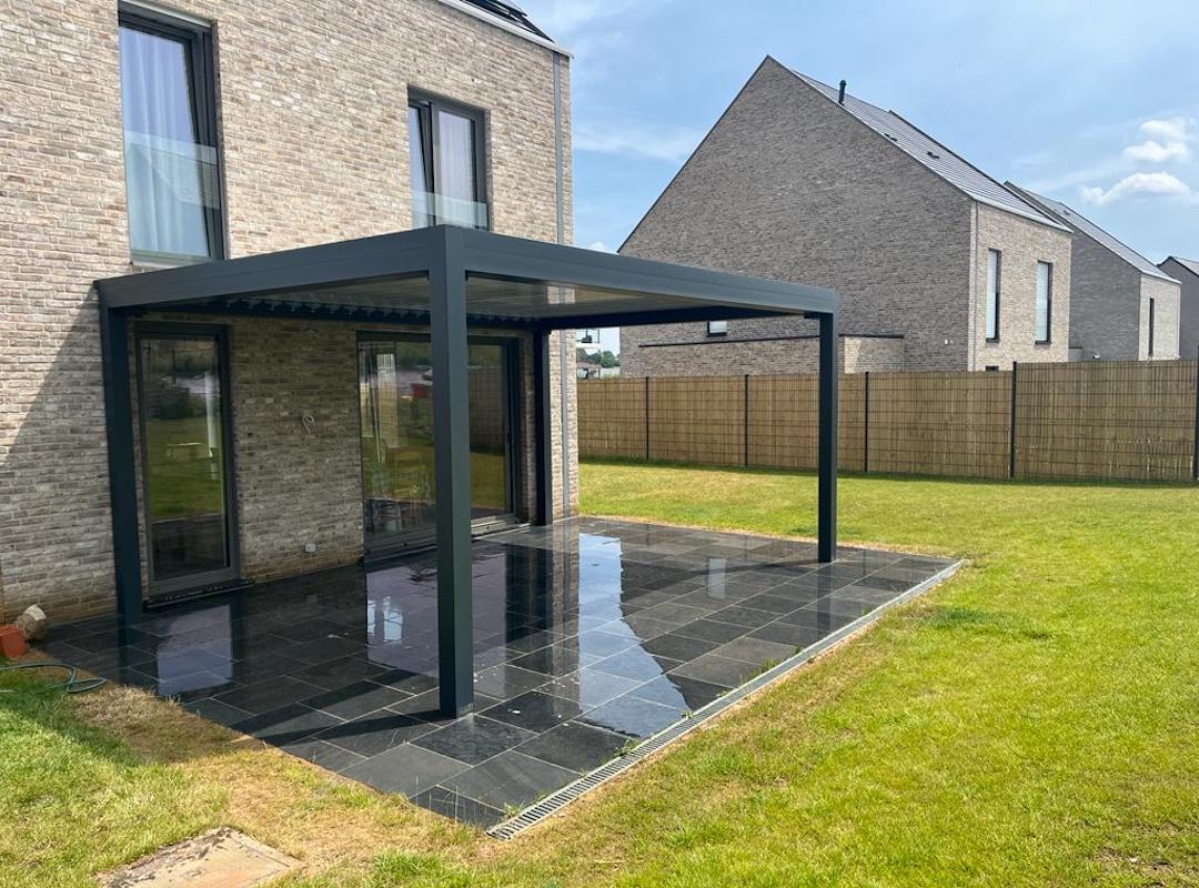 bioclimatic pergola Adjustable retractable louvers 