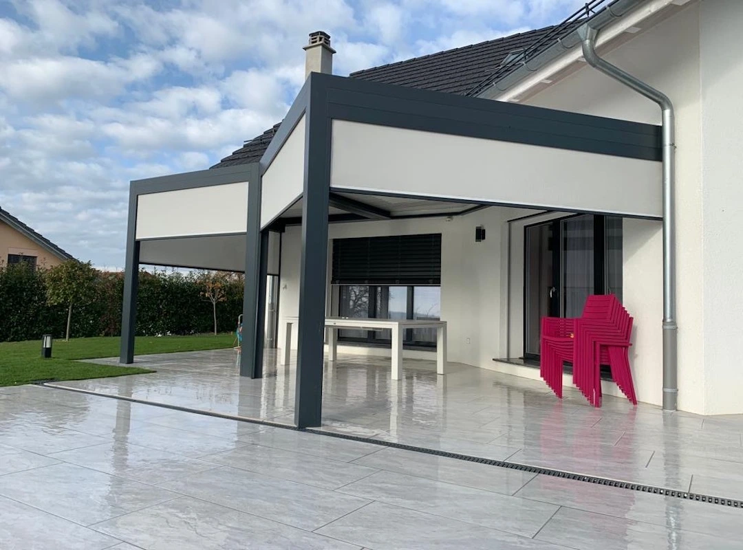 bioclimatic pergola Adjustable retractable louvers 