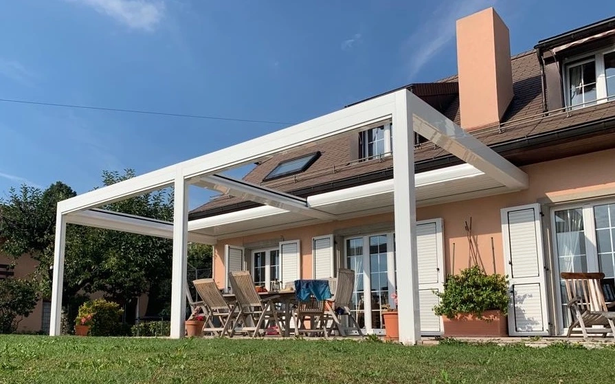 bioclimatic pergola Adjustable retractable louvers 