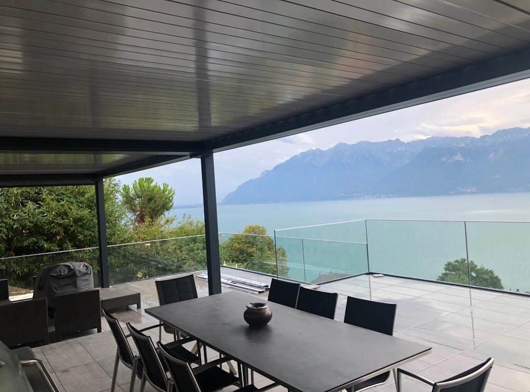 bioclimatic pergola Adjustable retractable louvers 