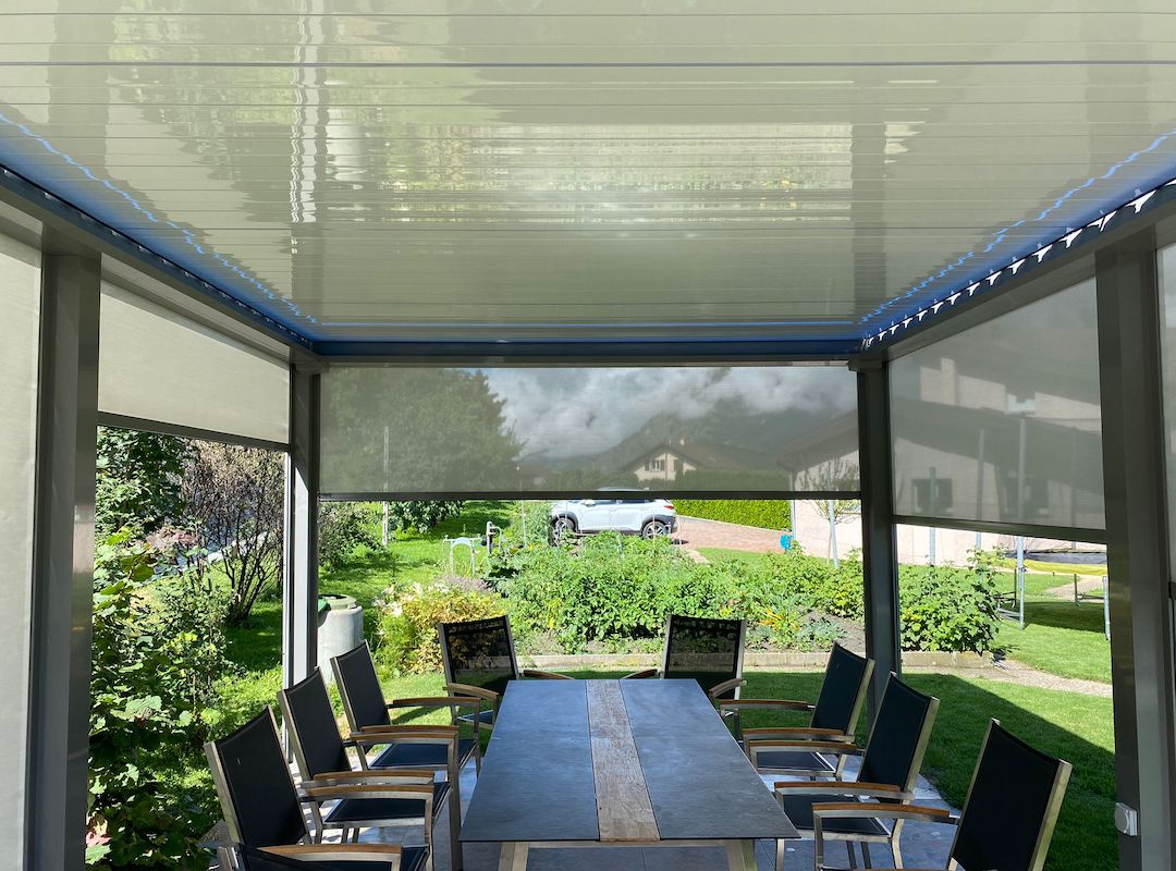 bioclimatic pergola Adjustable retractable louvers 