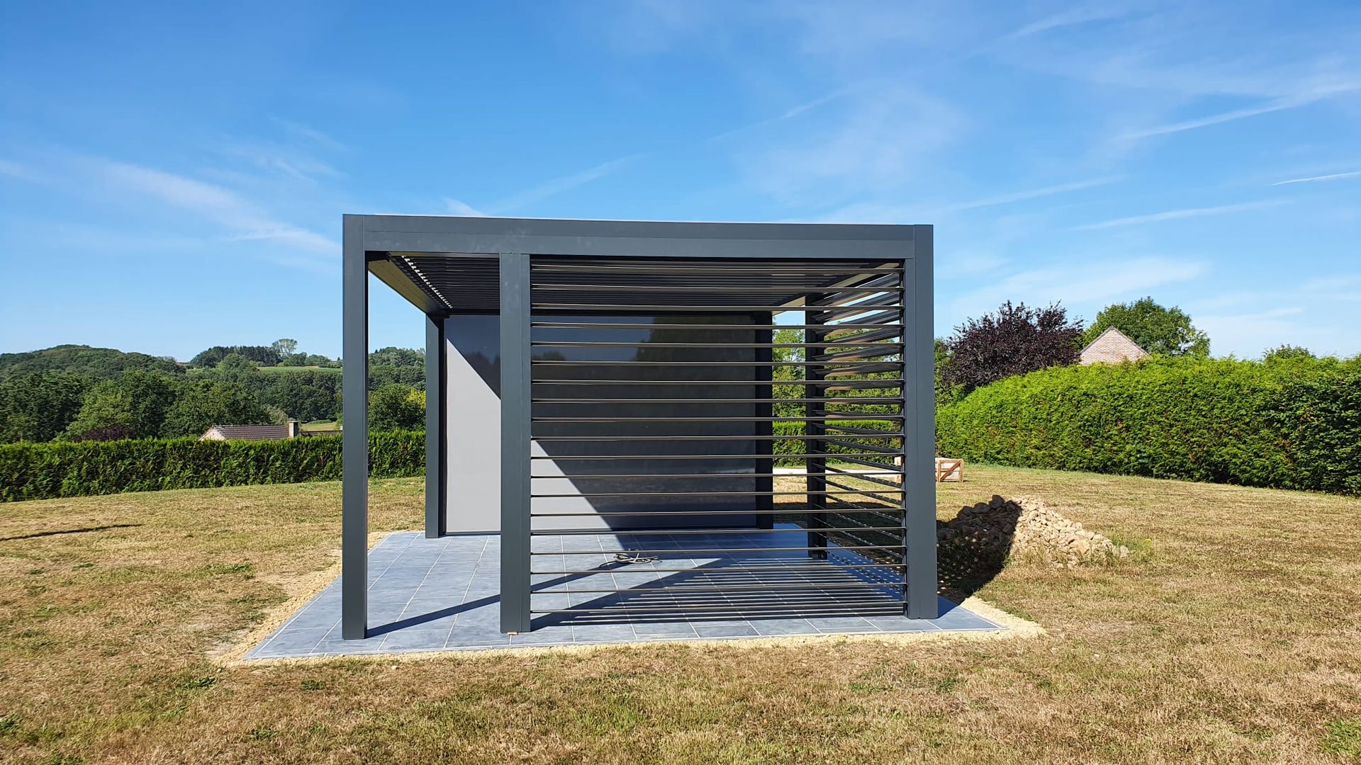 bioclimatic pergola Adjustable retractable louvers 