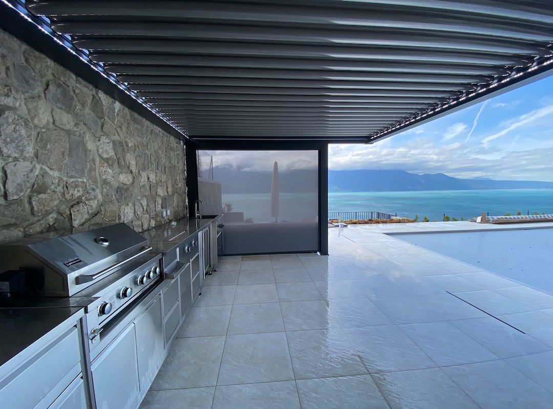 bioclimatic pergola Adjustable louvers