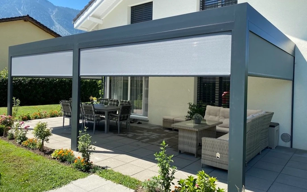 bioclimatic pergola Adjustable louvers