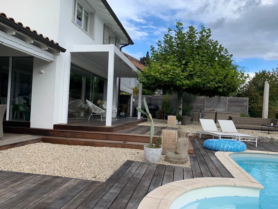 bioclimatic pergola Adjustable louvers