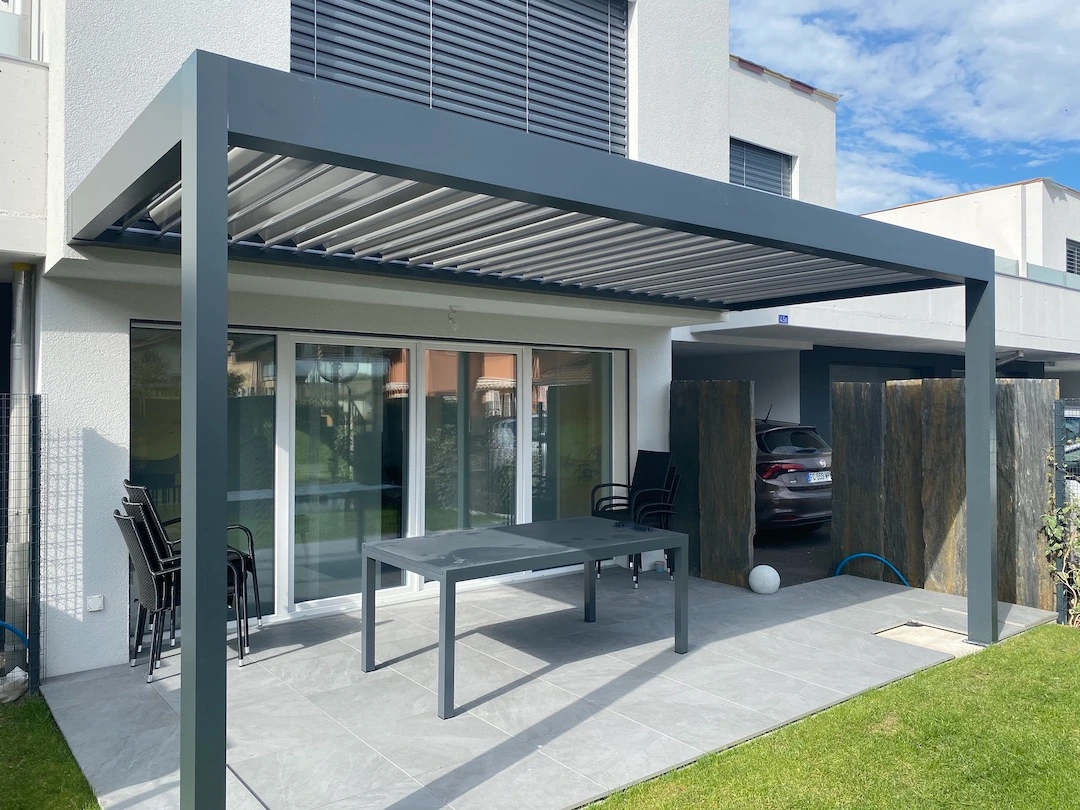 bioclimatic pergola Adjustable louvers