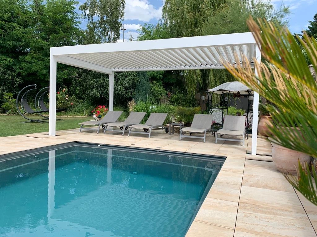 LUXURY SHADED PAVILION - VISION 300