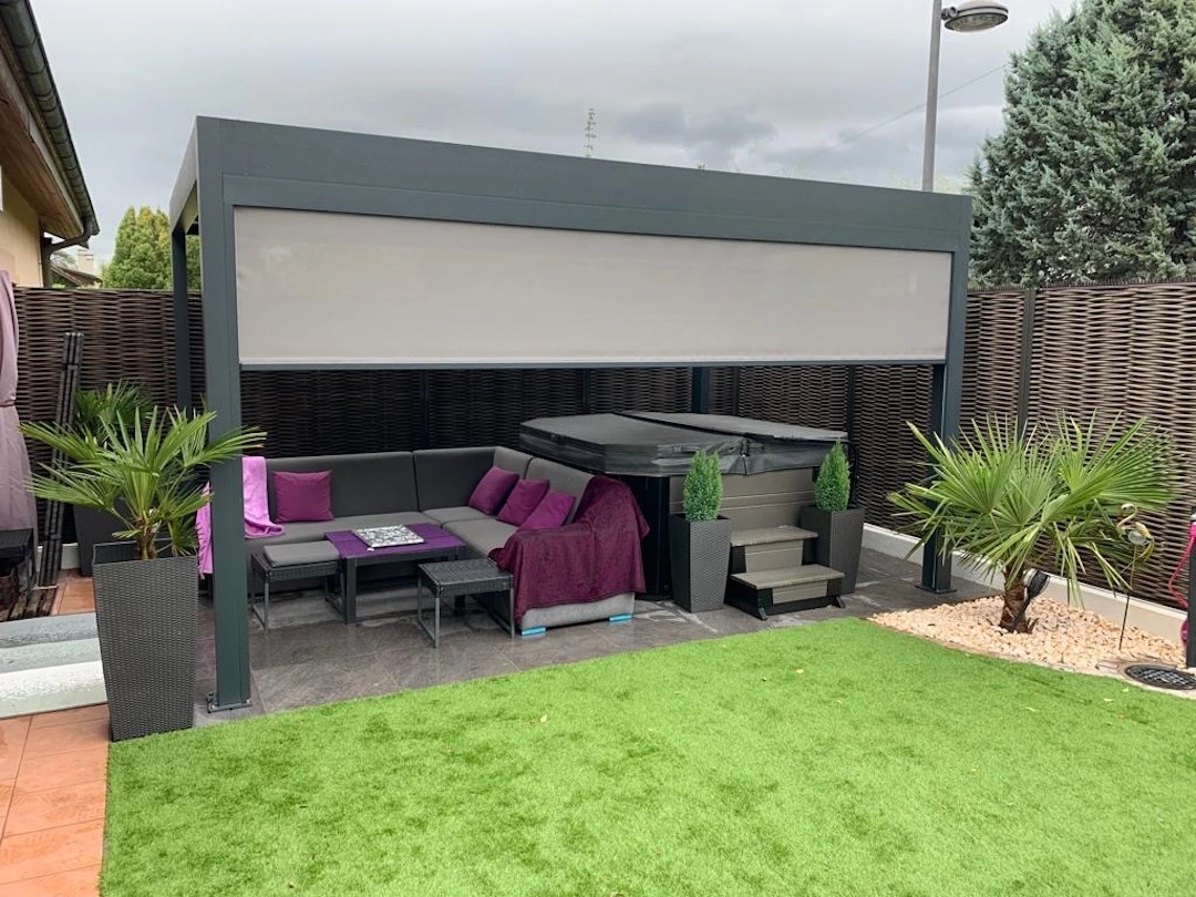 bioclimatic pergola Adjustable louvers