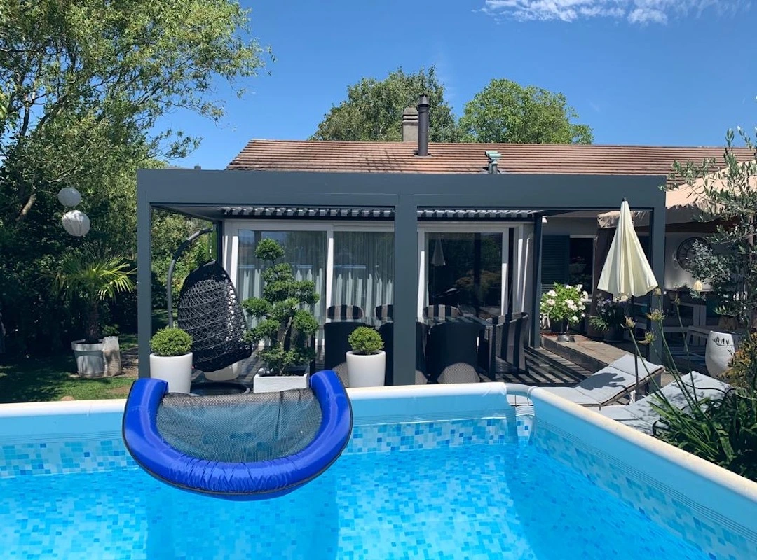 bioclimatic pergola Adjustable louvers