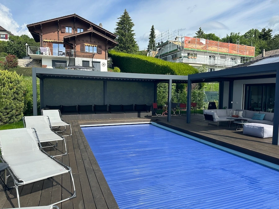 bioclimatic pergola Adjustable retractable louvers 