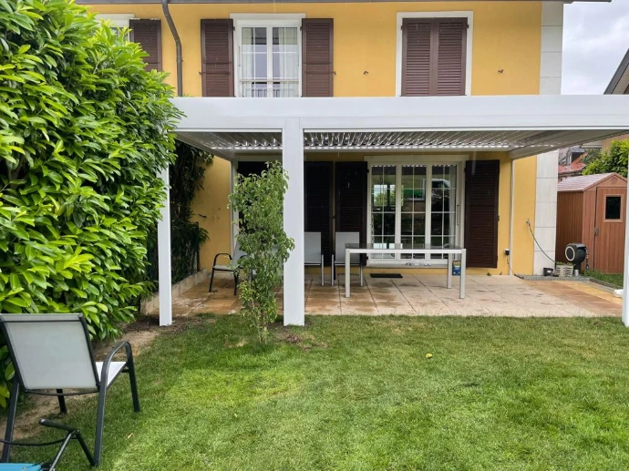 bioclimatic pergola Adjustable louvers